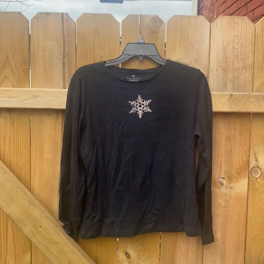 Talbots snowflake top sz. S